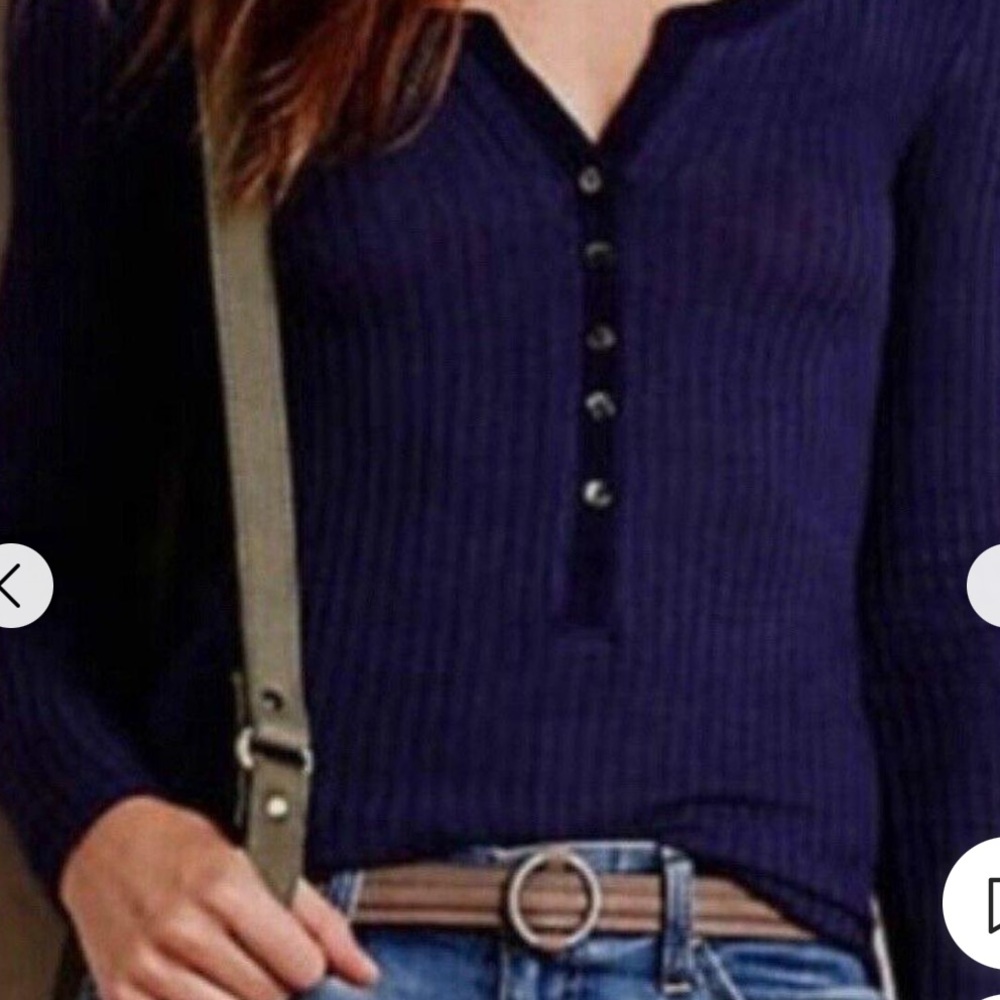Anthropologie Navy Ribbed Henley long sleeve size Medium.